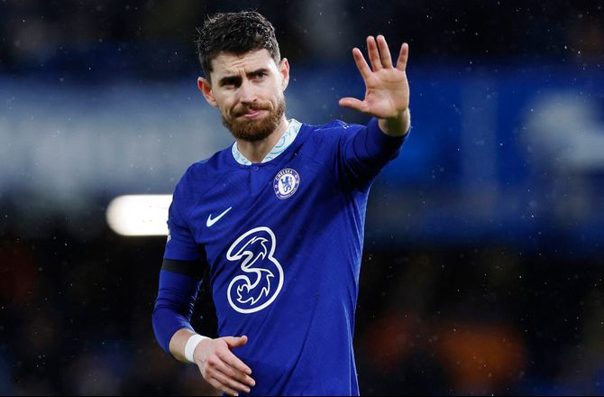 Premier League -Medie: Jorginho-salg afhænger af Enzo-handel
