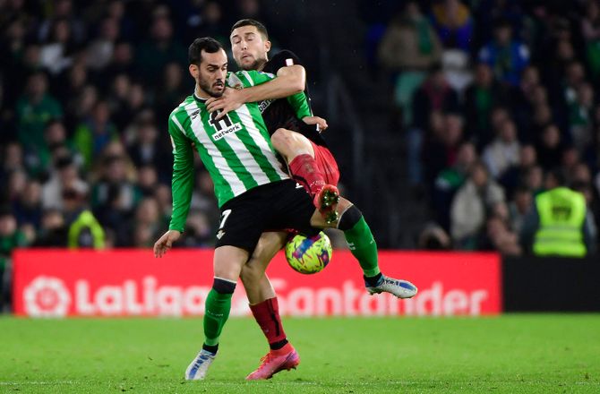La Liga -Real Betis belønner Juanmi med ny kontrakt