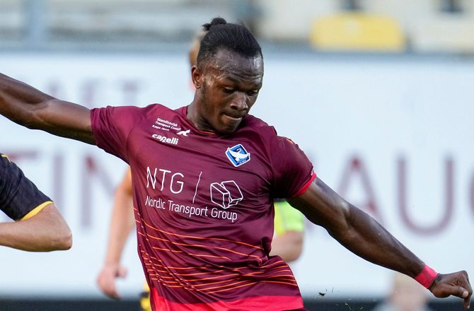 NordicBet Liga -HB Køge sender Nsungusi Effiong til Kasakhstan