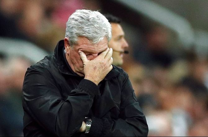 League 1 -Steve Bruce fyret