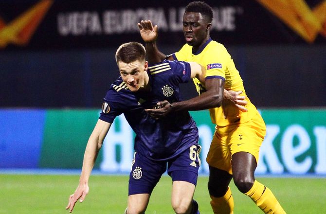 1. Division -Rasmus Lauritsen åbner døren for vinterskifte