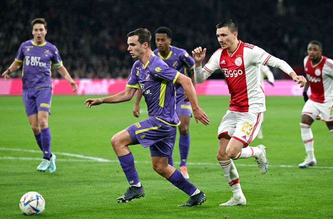 Æresdivisionen -Ajax-krisen fortsatte med sjette uafgjort på stribe mod Buur og co. 