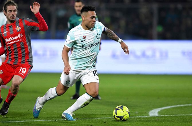 Serie A -Skarp Lautaro afværgede Inter-fadæse