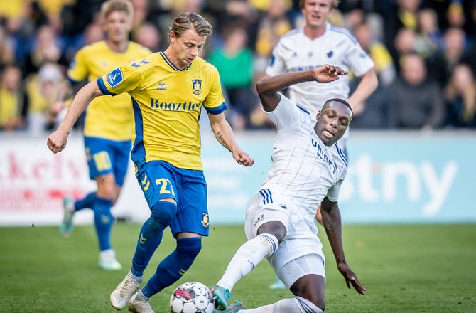 3F Superliga -Brøndby forlænger med Simon Hedlund