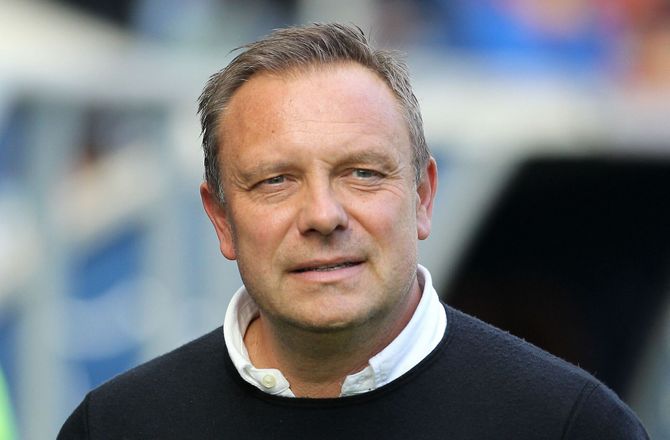 2. Bundesliga -Breitenreiter færdig i Hannover 96