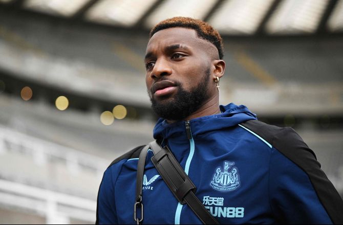 Premier League -Saint-Maximin bekræfter Newcastle-exit