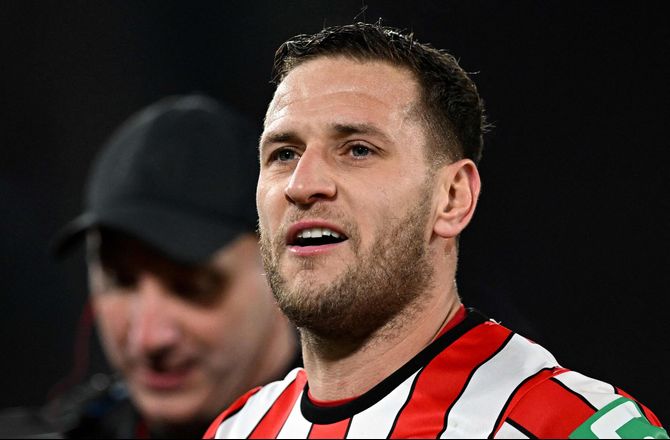 FA Cup -Efter vild afslutning: Billy Sharp langer ud efter 'respektløse' Wrexham