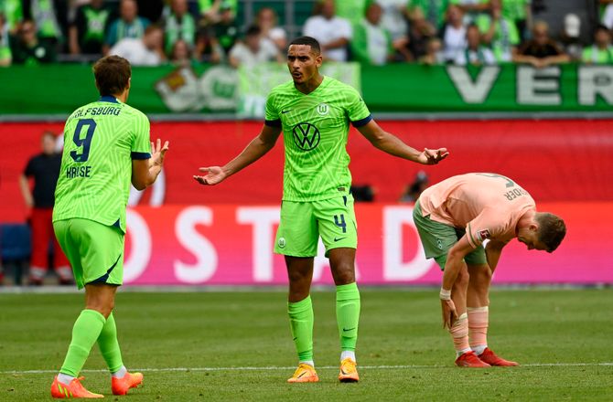 Bundesliga -Wolfsburg-stopper undskylder efter overreaktion: Var upassende