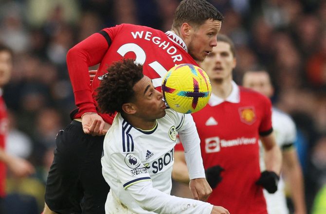 Premier League -Leeds og United fordømmer tilråb fra begge klubbers fans