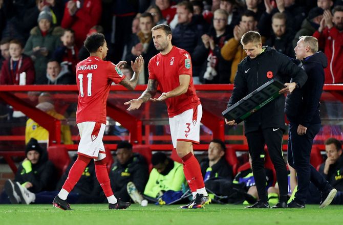 Premier League -Forest vil have Cook indlemmet i truppen på grund af skader