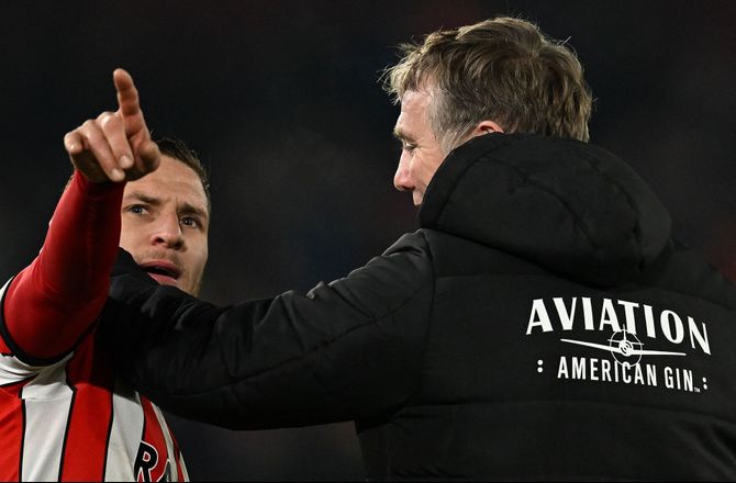 FA Cup -FA sigter Billy Sharp for dommer-kritik efter Wrexham-kamp