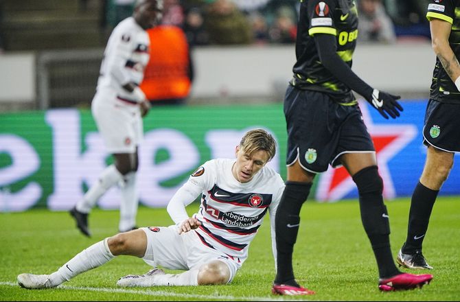 Europa League -Rødt kort og vildt selvmål i stor ydmygelse af FCM