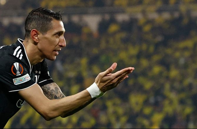 Europa League -Lykkelig Di Maria efter hattrick: Jeg har haft det skidt med kritikken