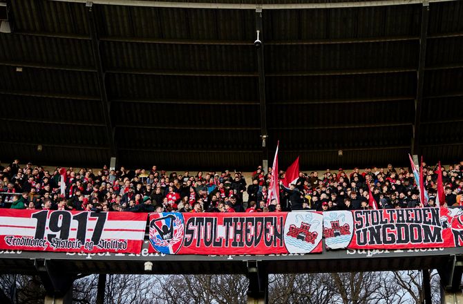 3F Superliga -Faghir på bænken i El Plastico