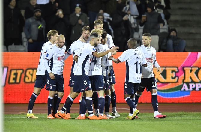 3F Superliga -AGF får tilført 43 millioner fra lokale investorer