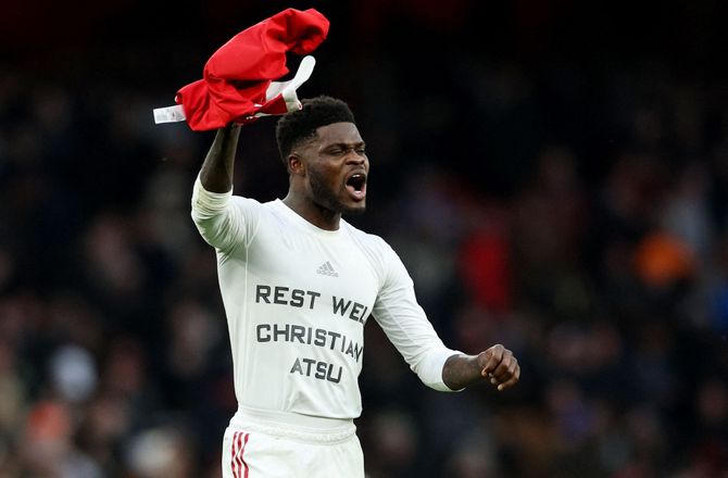 Premier League -Partey hyldede afdød Atsu efter dramatisk sejr over Bournemouth