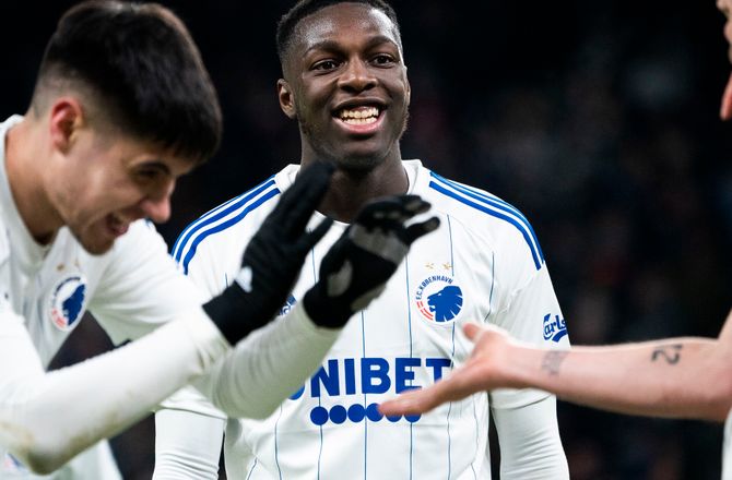3F Superliga -Tre FCK- og AGF-spillere på rundens hold i Superligaen