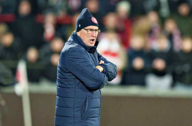 3F Superliga -AaB-træner efter nyt nederlag: Det er en hård situation