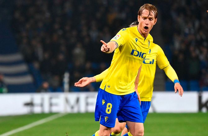 La Liga -Cadiz-trup får 17 spilledages karantæne efter skandaløse scener