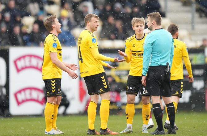 3F Superliga -Frustreret Horsens-stopper: Så smider vi fucking hele pisset