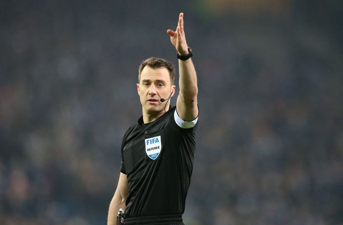 VM kval. UEFA -Straffet for matchfixing: Zwayer dømmer Danmark