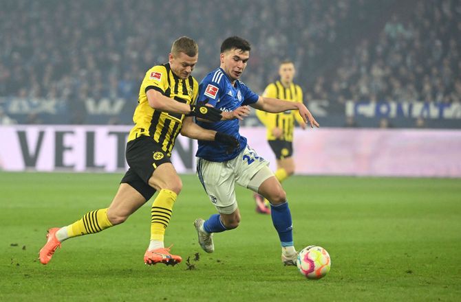 Bundesliga -Schalke-back fravælger Tyskland: Skal spille for Tyrkiet