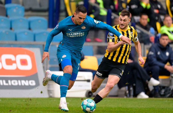 Æresdivisionen -PSV tabte vigtige point i mesterskabskampen mod bundhold