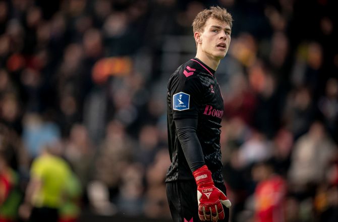 3F Superliga -Avis: Leicester har sendt stort bud på Mads Hermansen
