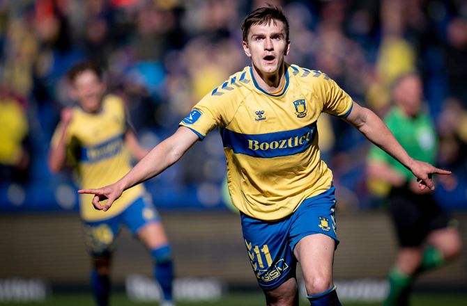 3F Superliga -Uhre følger Brøndby tæt: Vil gerne slutte af i Danmark