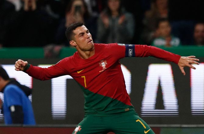 EM -Ronaldos store aften - leverede flere scoringer i målfest