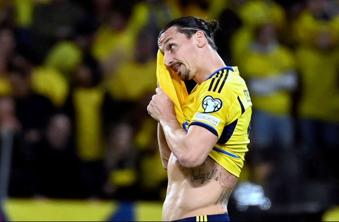 EM -Svensk landstræner melder Zlatan tvivlsom til EM-kvalkamp