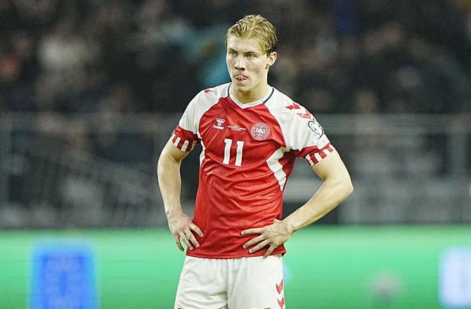 EM -Fem kasser i to kampe: Højlund er splittet