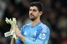 Courtois bliver medejer af Genk