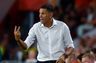 Gus Poyet stopper efter historisk The Double