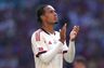 Jota-hyldest afbrudt: Van Dijk skuffet over Crystal Palace-fans