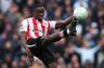 Brentford forlænger med italiensk back