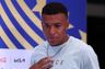 Splittet Mbappé om vandpauser: Alle brokker sig
