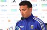 Scaloni undrer sig over vandpauser: Mærkeligt