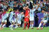 England venter: Argentina slog til i sidste øjeblik