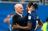 Ydmyget før pausen: Deschamps tager skylden