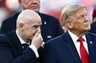 Trump advarer FIFA: En frygtelig fejl at fyre Infantino