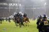 Tysk skandale-derby: Over 30 betjente såret
