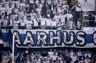 AGF-fanbus angrebet: To personer blev ramt