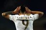 Genoa trækker Lapadula væk fra Milan