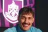 Burnley belønner Sonne-konkurrent 