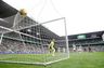 Hearts udtrykker bekymring efter baneinvasion
