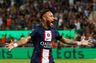 Neymar boltrede sig i PSG's Super Cup-triumf